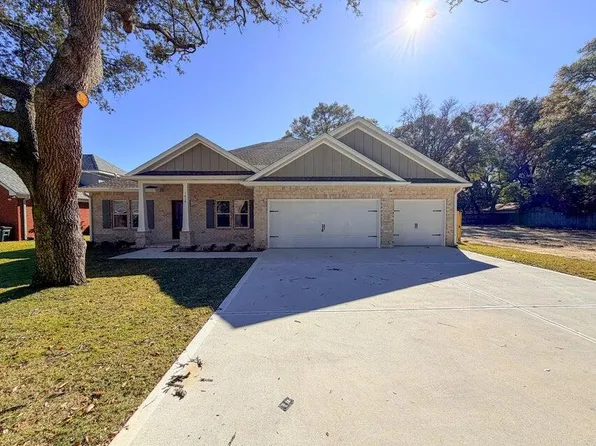1617 Moore St, Niceville, FL 32578