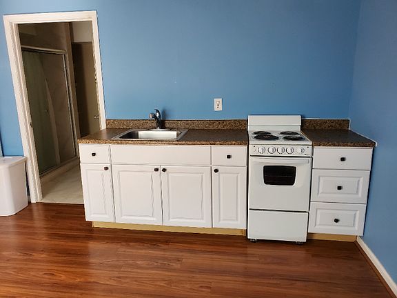 2nd image of 5315 Greenbrook Dr