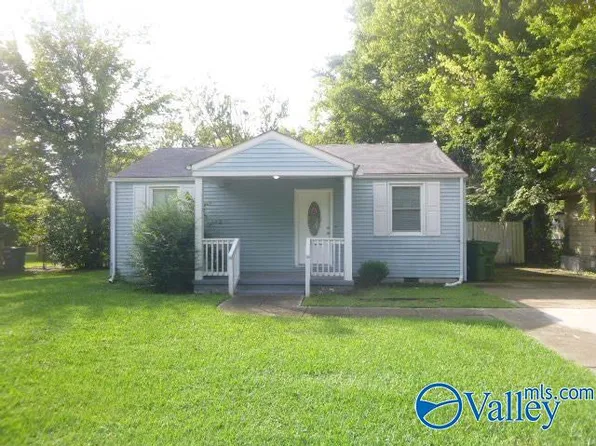 2105 Bide A Wee Dr NE, Huntsville, AL 35801