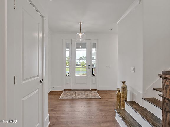 2nd image of 213 Paddle Court