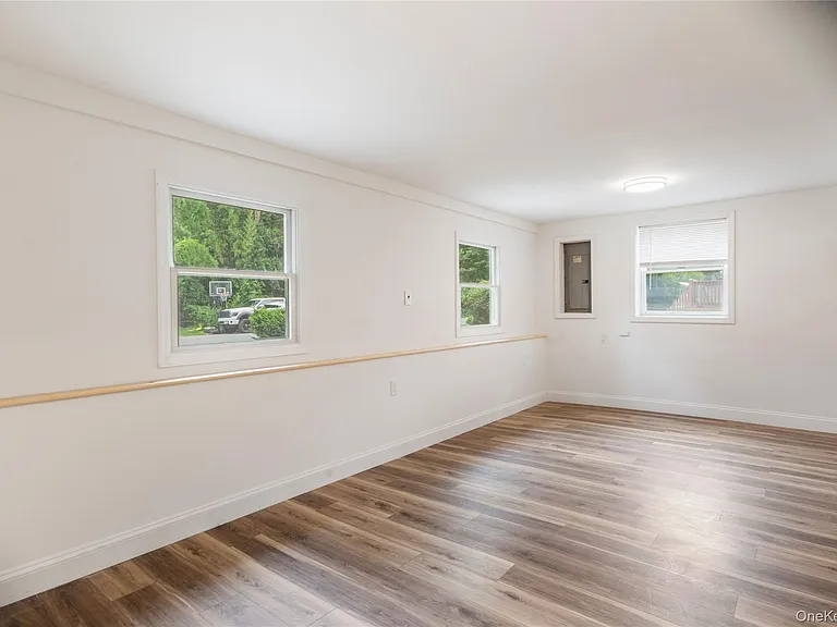 39 Wolfhollow Rd — Photo 25