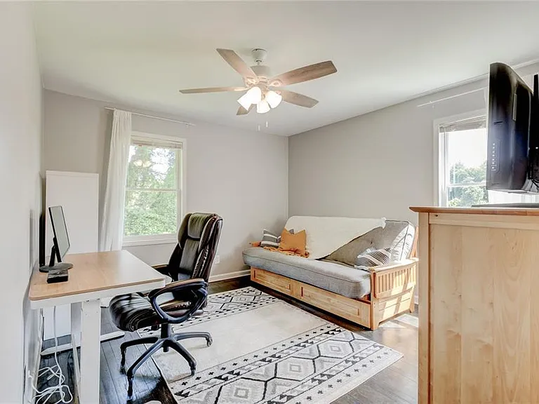 1848 Winthrop Dr SE — Photo 26