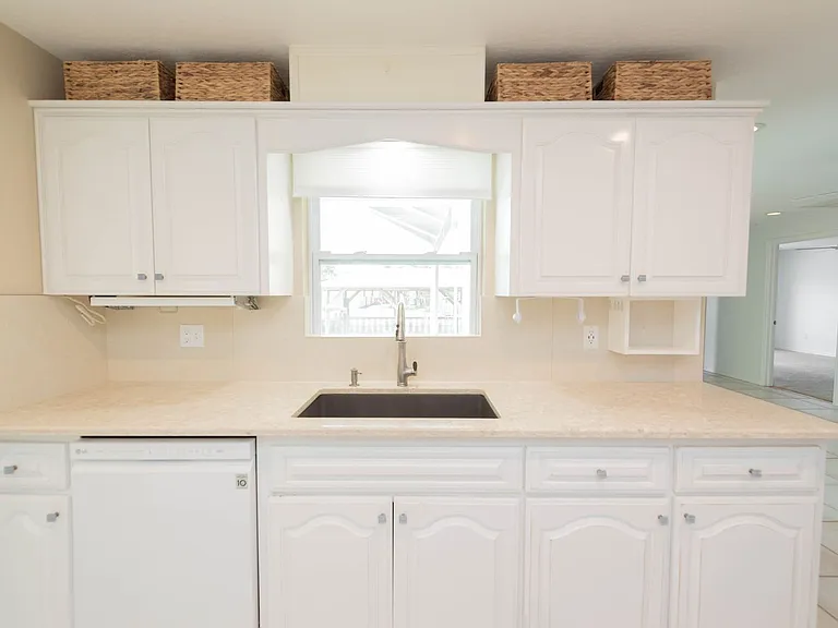 444 Finch Dr — Photo 85