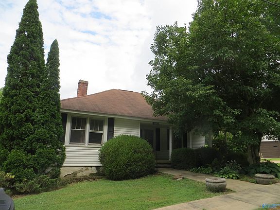 2nd image of 1306 Fowler St