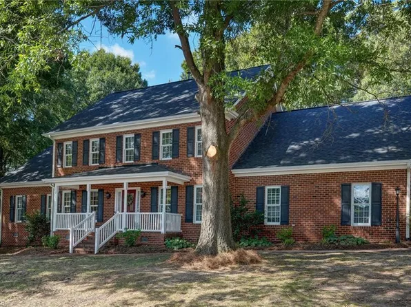 511 Westfield Ln, Gibsonville, NC 27249