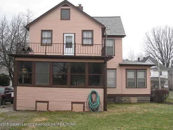 5th image of 1006 W Ionia St