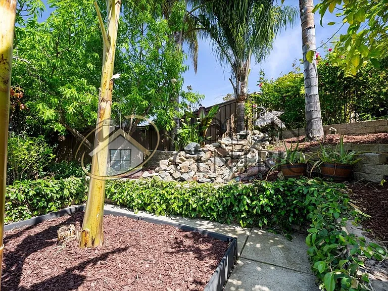 676 Glen Mady Way — Photo 44