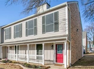 74 Winchester Dr, Euless, TX 76039