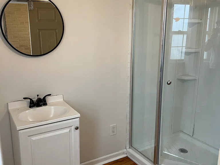 2823 Hampton Ave — Photo 5