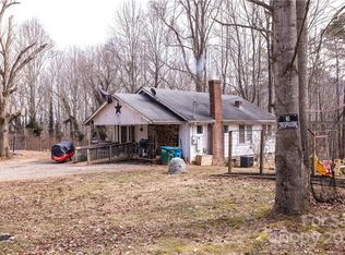 182 Dix Creek No 2 Rd, Leicester, NC 28748