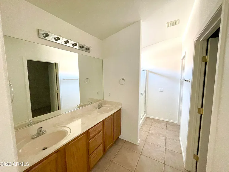 4981 E Catalina Ct — Photo 7