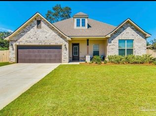 9956 Suwanee Ln, Pensacola, FL 32526