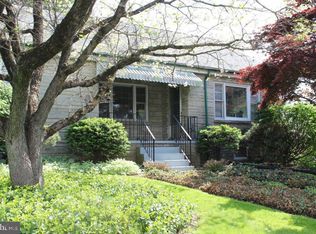 3702 Old Philadelphia Pike, Gordonville, PA 17529