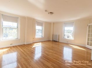 1297 Beacon St #320, Brookline, MA 02446