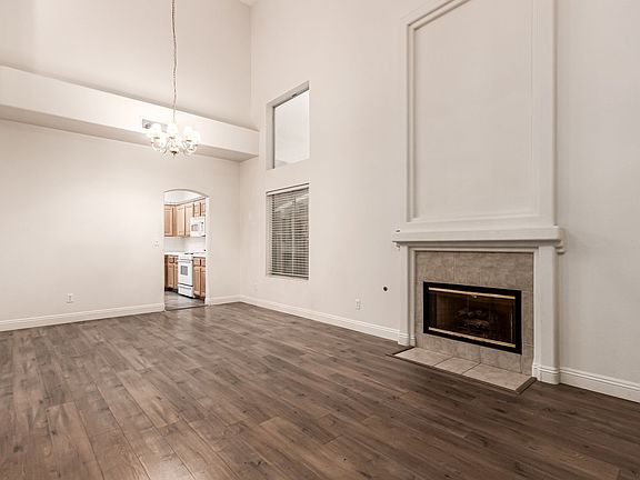 2nd image of 3741 Grand Viewpoint Ct