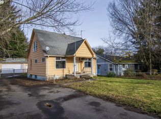 6027 NE Sumner St, Portland, OR 97218