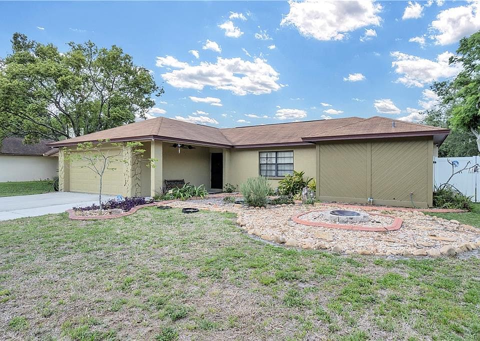 17716 Cranbrook Dr, Lutz, FL 33549 Zillow