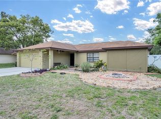 17716 Cranbrook Dr, Lutz, FL 33549