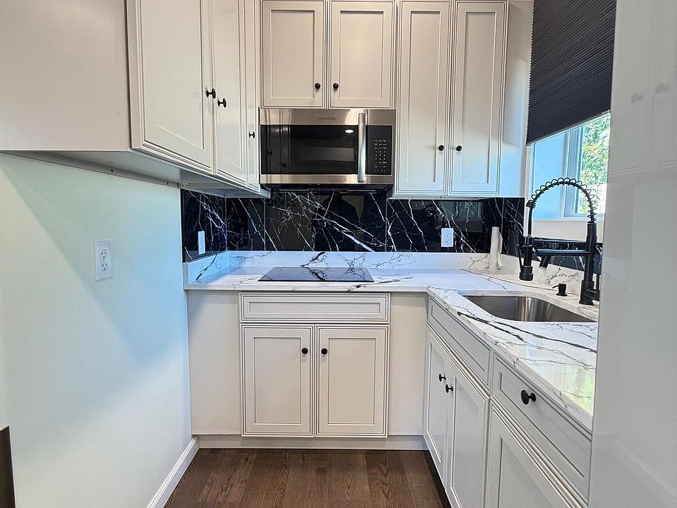 1st image of 6708 Longridge Dr