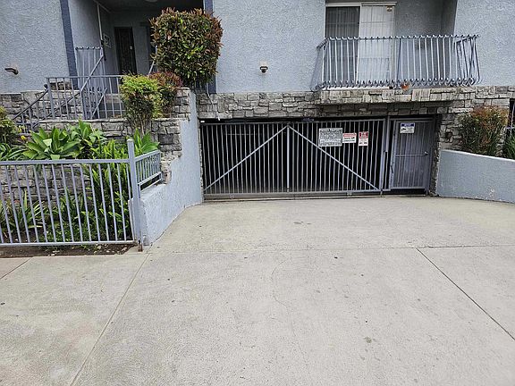 2nd image of 11017 Hartsook St #205