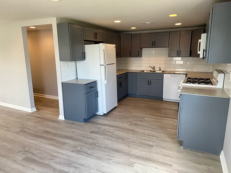 506 McLemore Ave — Photo 3