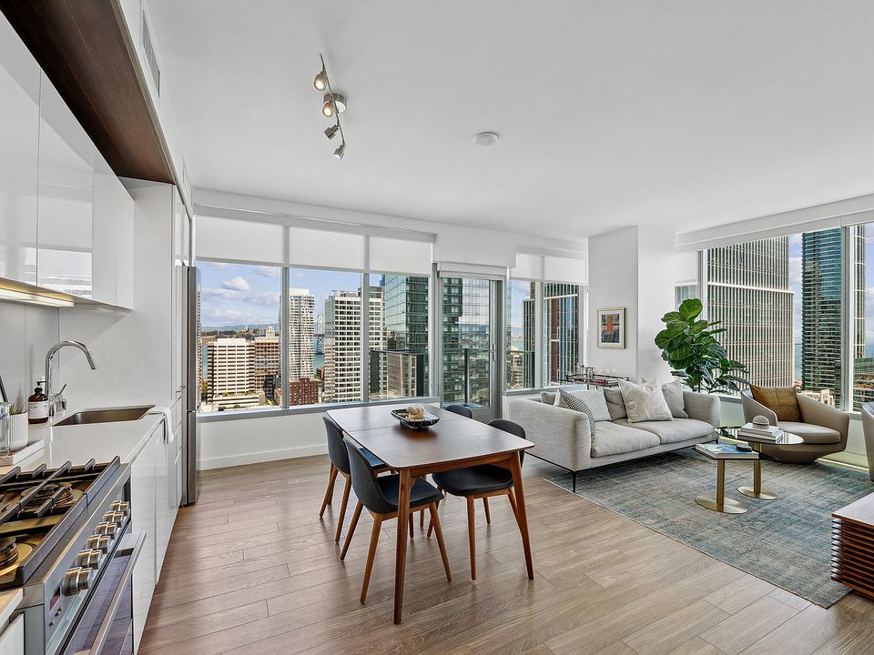 Picturesque Floor-to-Ceiling Windows