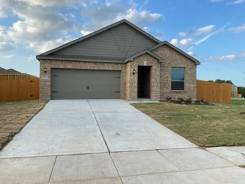 2212 Dahlia Way Photo 1