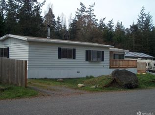82 Spruce St, Eastsound, WA 98245
