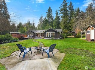 6133 NE Lariat Loop, Bainbridge Island, WA
