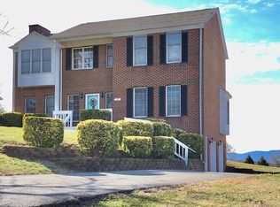 308 N Preston Rd, Vinton, VA 24179