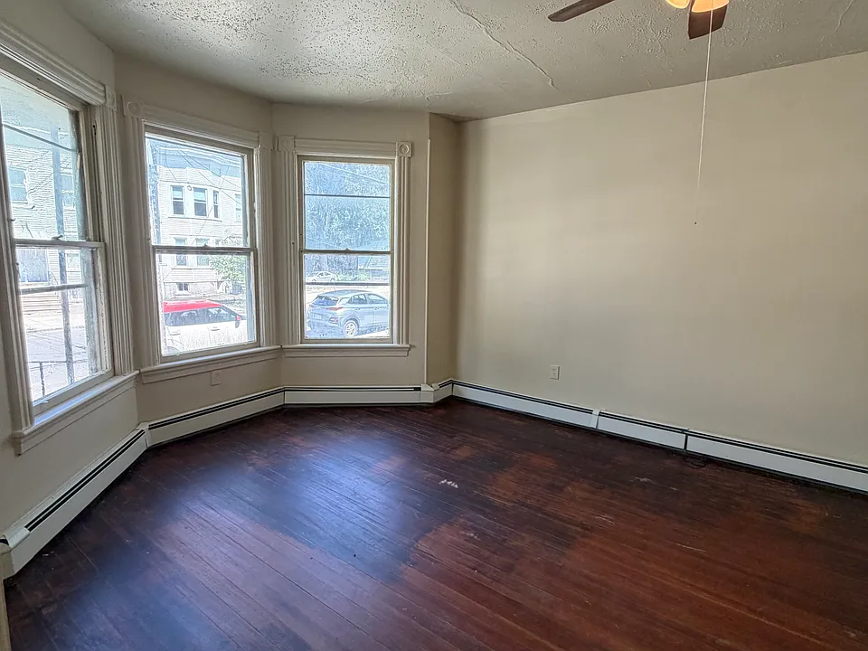 26 Garfield Pl #1