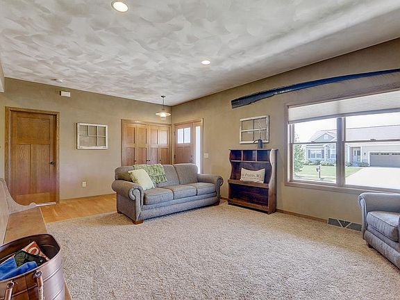 4th image of 1322 Heritage Ln