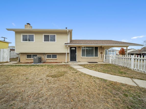 4866 W Van Cherry Way