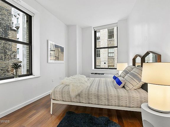 4th image of 1 Wall Street Ct APT 1109
