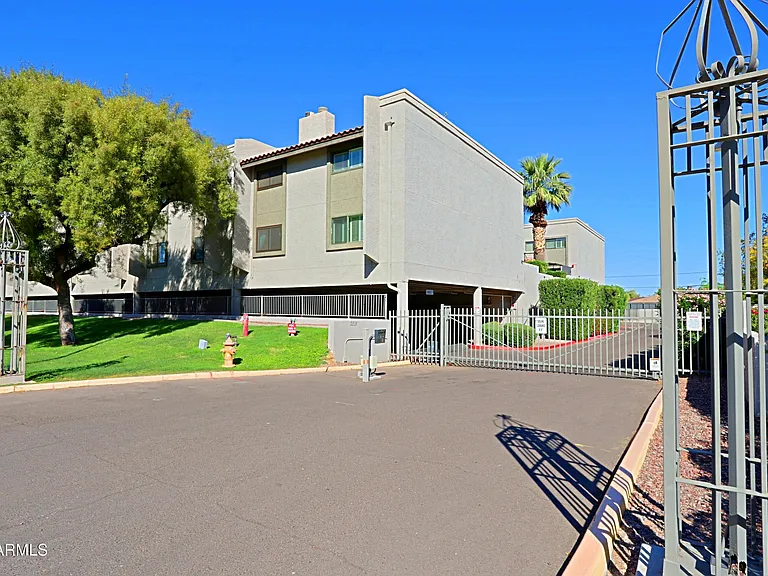2615 N Hayden Rd #103 — Photo 39