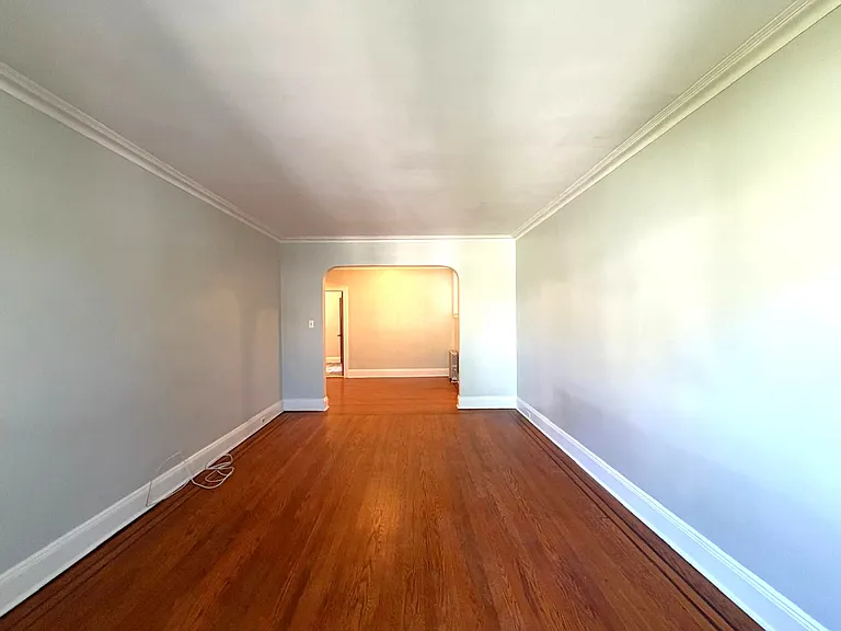 60-29 Catalpa Ave #B5 — Photo 5