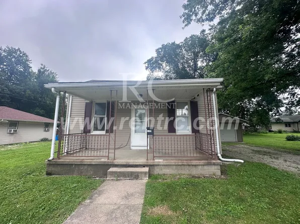 109 N Seminary St, Georgetown, IL 61846