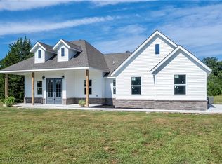 103742 S 4650th Rd, Sallisaw, OK 74955