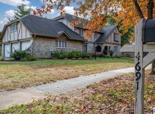 4691 Summerset Dr, Terre Haute, IN 47803