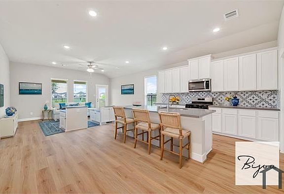 3rd image of 2216 Inglenook Grove Dr