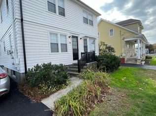 74 Perry St #1, Bristol, RI 02809