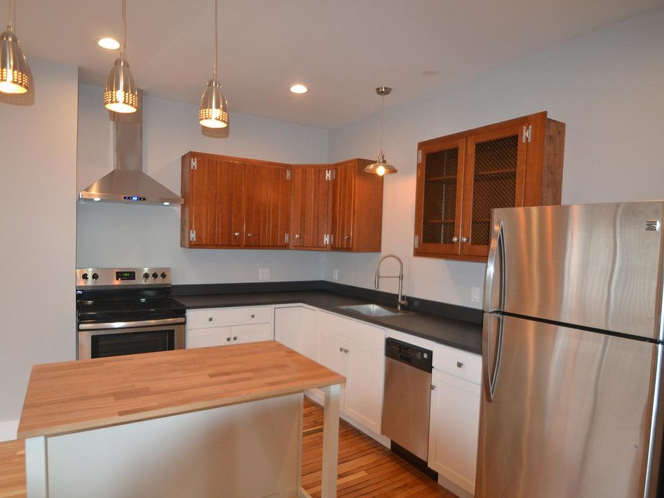 Fully renovated kitchen