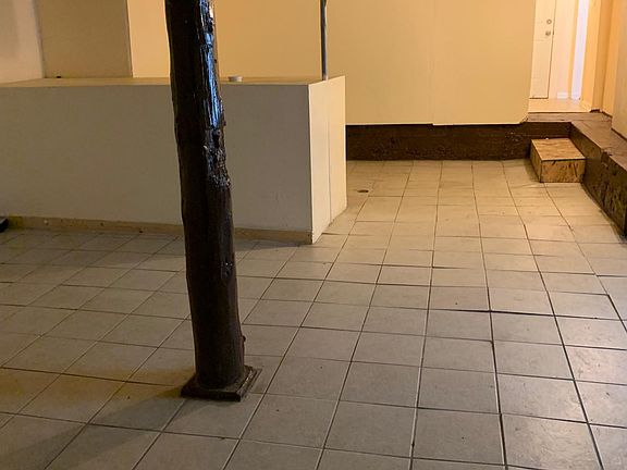 5th image of 6821 S Artesian Ave