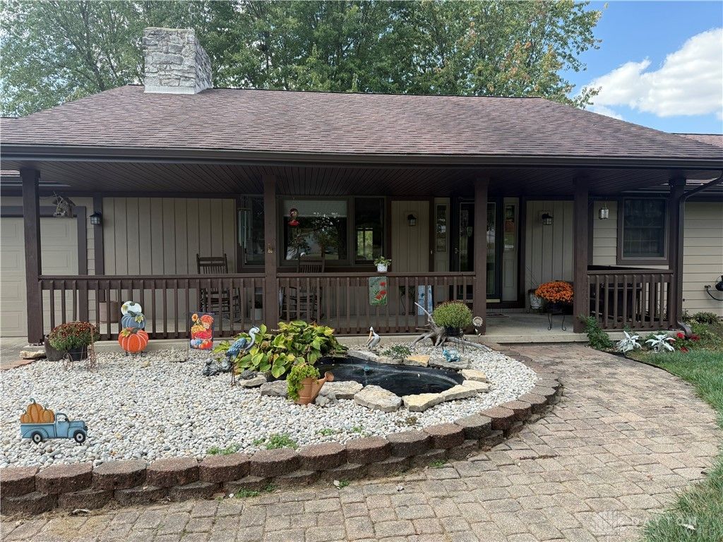 Real estate listing image