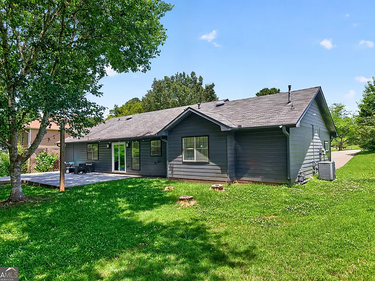 11525 Matthews Trl — Photo 32