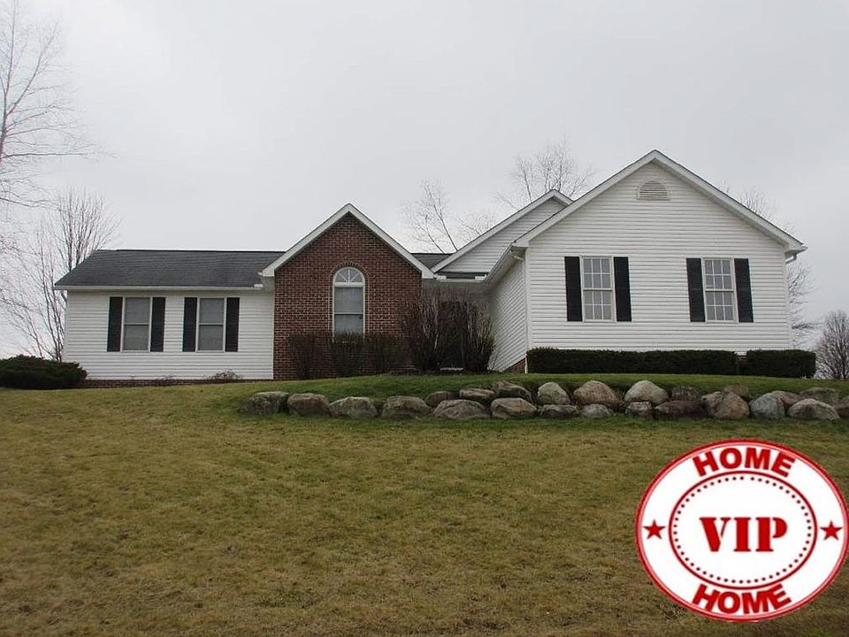 1st image of 831 Stone Creek Blvd