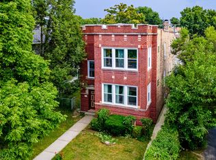 6634 34th St, Berwyn, IL 60402