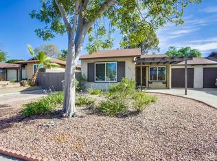 1376 Panorama Ridge Rd, Oceanside, CA 92056