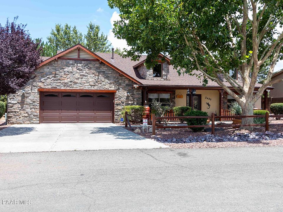 1st image of 2490 Gables Way
