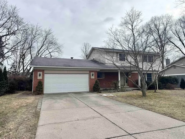 37520 Palmar St, Clinton Township, MI 48036